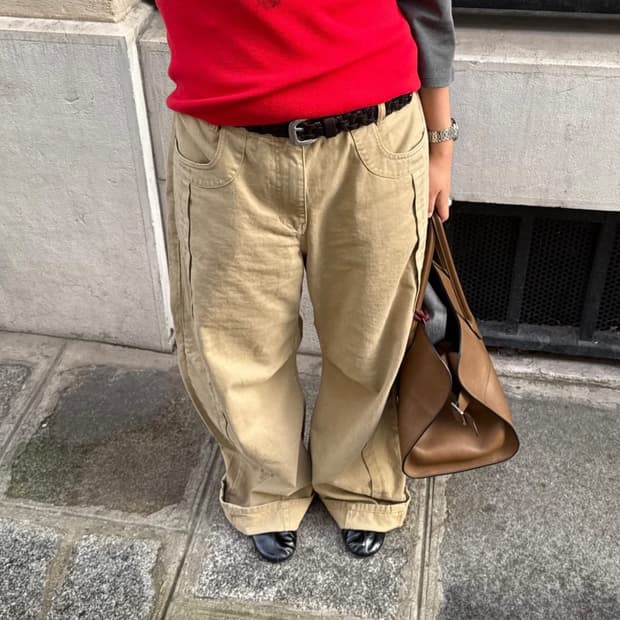 새) 에토스 유넥 데일리 니트 슬리브리스 브라운