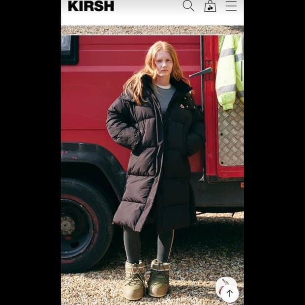 키르시 롱패딩입니다 