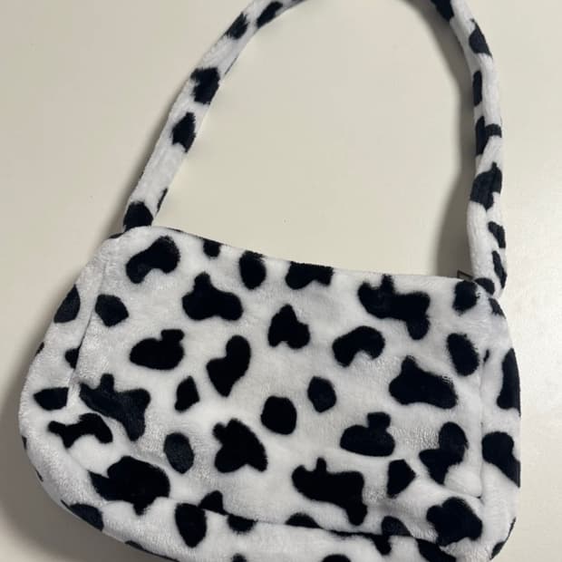 🐮✨ [빈티지] 젖소 무늬 퍼 숄더백 ✨🐮