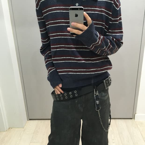 르마드 스트라이프 카라니트 25ss