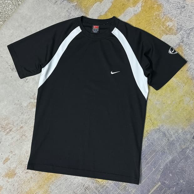 나이키 올드스쿨 스우시 반팔저지 XL