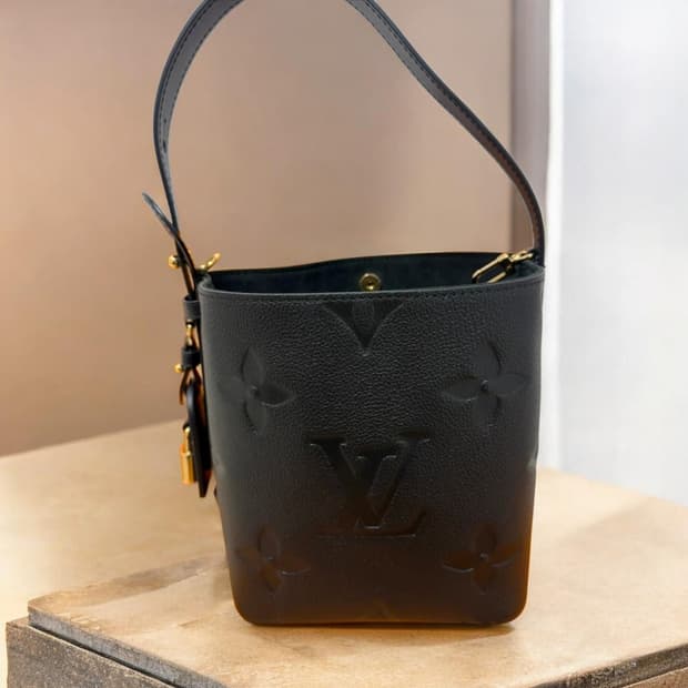 루이비통 올인 BB 앙프렝뜨 블랙