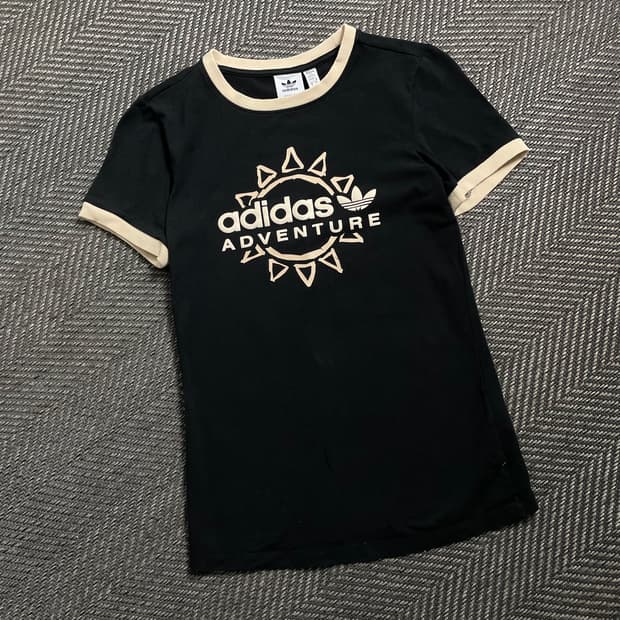 아디다스 우먼스 어드벤쳐 빅로고 반팔 티셔츠y 4579