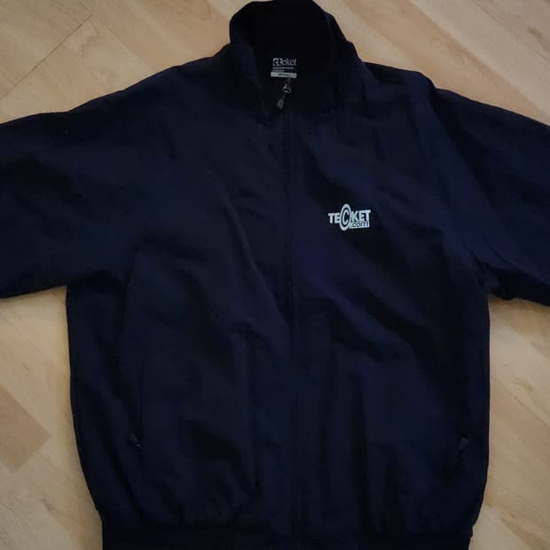 테켓 바람막이 네이비