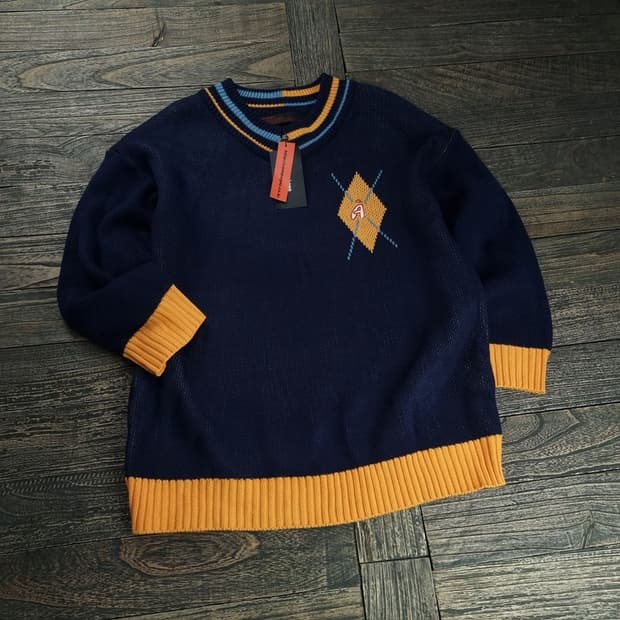 [꼼파뇨] (새상품) 오버사이즈 브이넥 니트 네이비 M18697