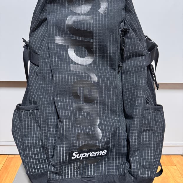 슈프림 백팩 24ss
