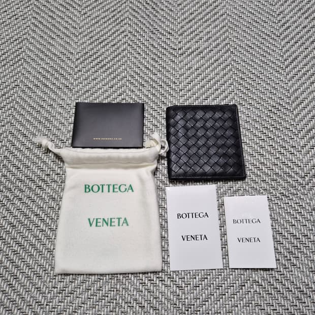 새상품급 보테가베네타 반지갑 인트레치아토