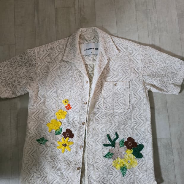 앤더슨벨 엠브로더리 플라워 자수 오픈카라 셔츠 S