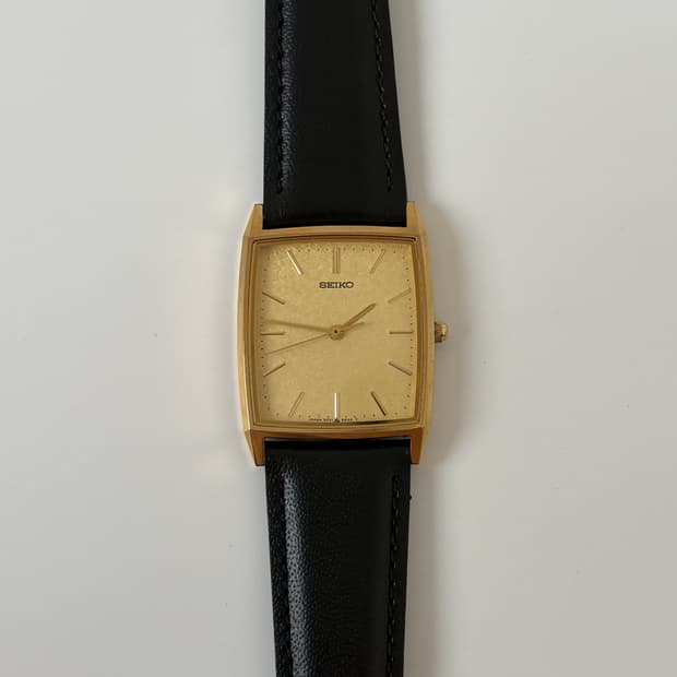 1980s Chariot Goldflake Square Quartz