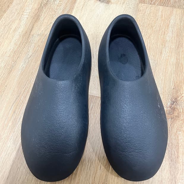 이지 yeezy sl-01 US9 블랙