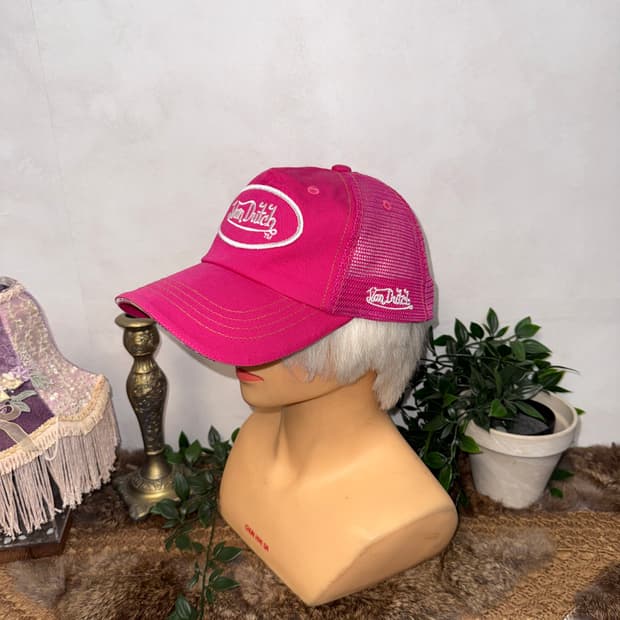 Von Dutch hot pink logo mesh ball cap 