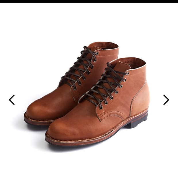 [바이버그] Service Boot Oak Chromepack