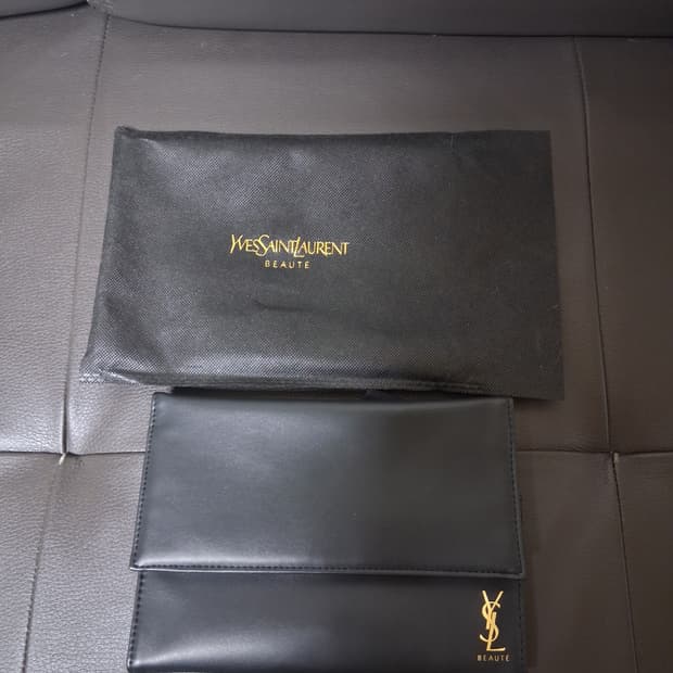 생로랑뷰티파우치