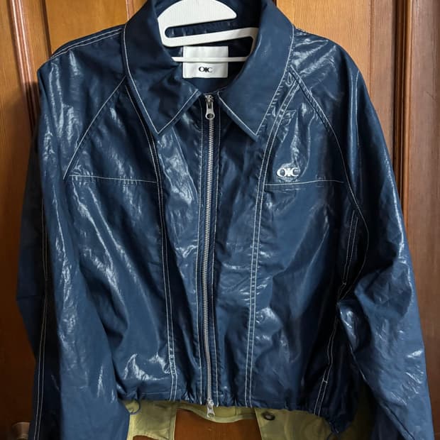 OIC 유광 코팅 크롭 바람막이 S