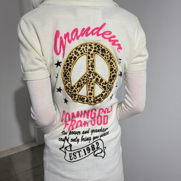 DIG DEEP 디그 딥 갸루 후드 반팔 원피스