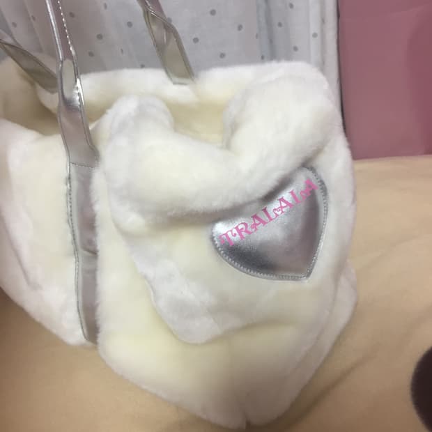 트랄라라 갸루 퍼 빅 숄더백