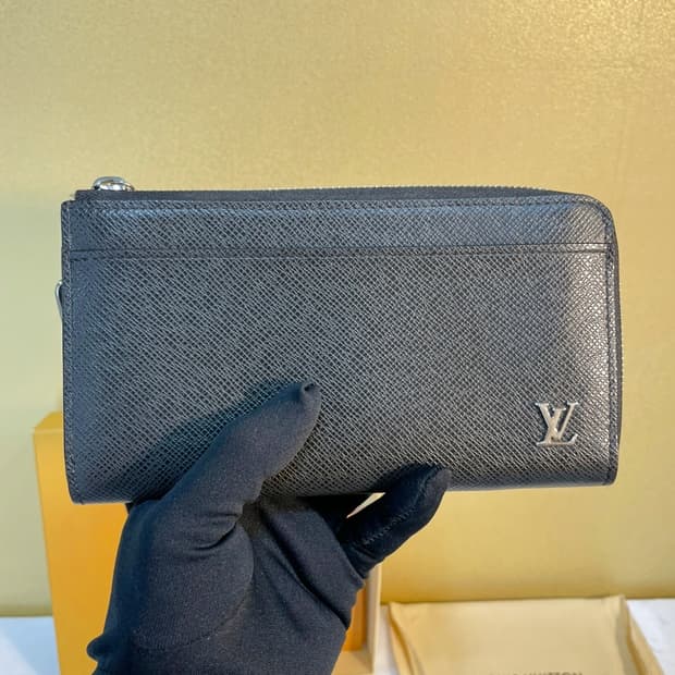 루이비통 지피 드라곤느 장지갑