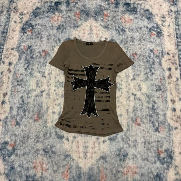 Mkr 00s rare gothic cross top