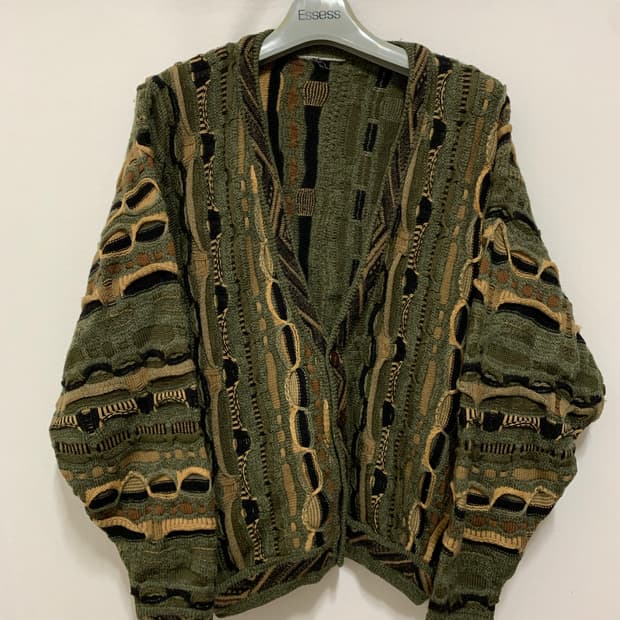 케이블 니트 가디건