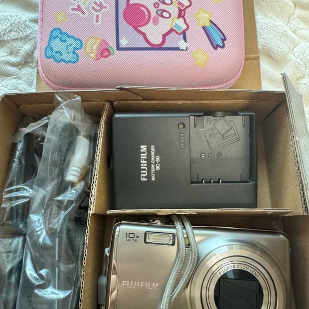 후지필름 파인픽스 F70EXR