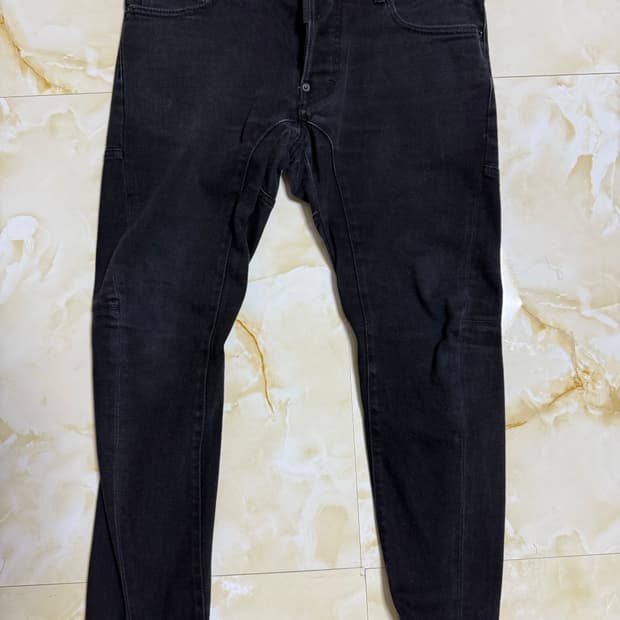 디스퀘어드2 17ss 바이커 블랙데님진 50사이즈