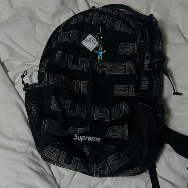 슈프림 백팩 21fw