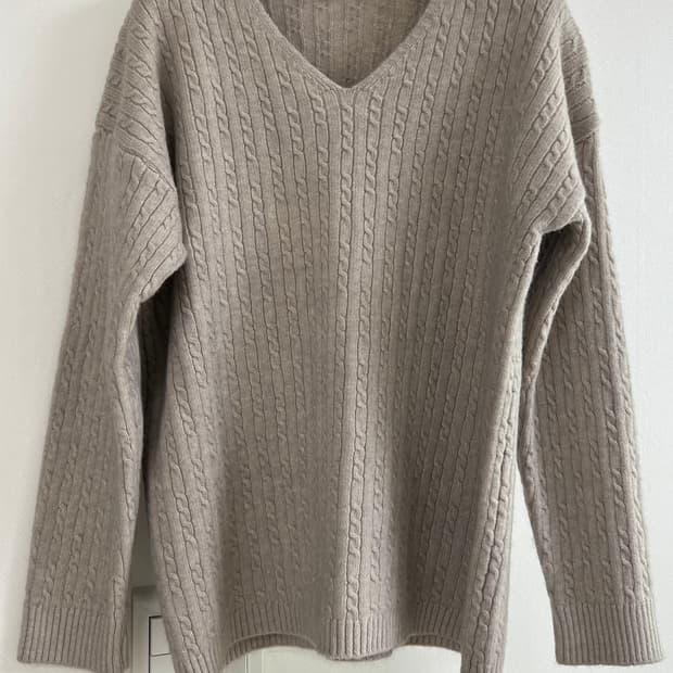 브이넥 케이블 니트 상하의 세트