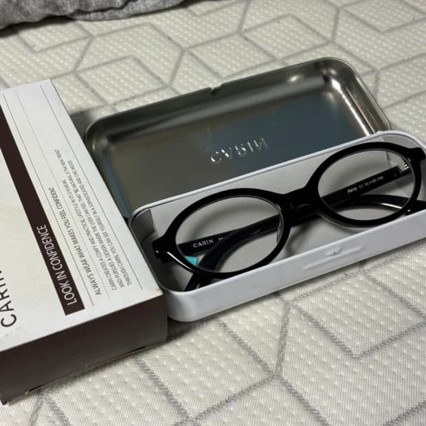 뉴진스 안경 카린 Aino C1