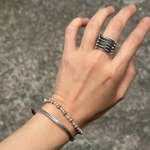 Layered Wire Ball Karen Silver Ring