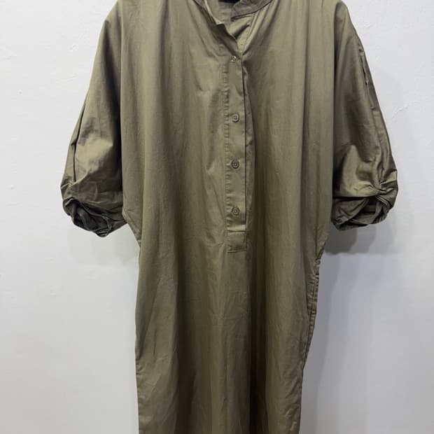 정품) COS 코스 루즈핏 카키색 블라우스 원피스 36