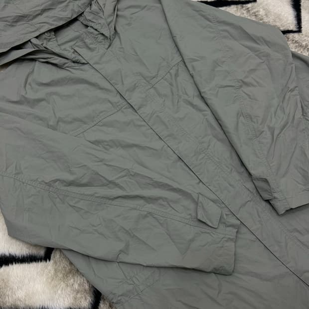 [XL]유니클로U 라이트웨이트 후드 바람막이 코트/세이지 그레이