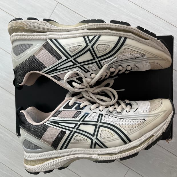 [265] 아식스 키코 젤버즈 그레이