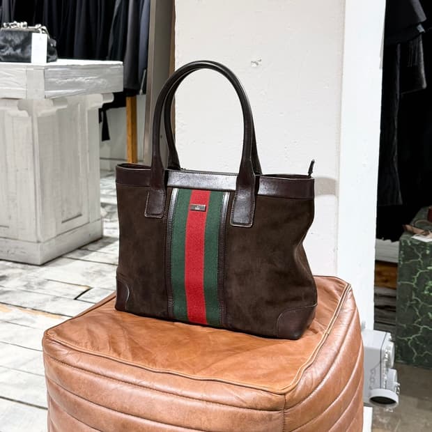 구찌 브라운 오피디아 스웨이드 토트백