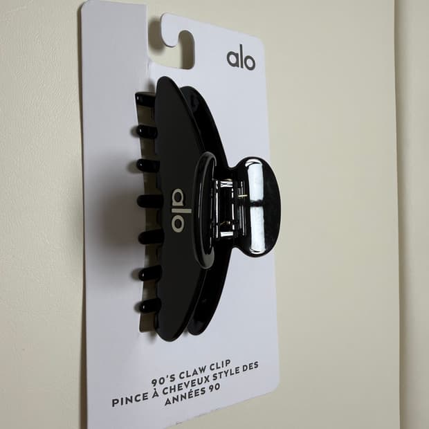 alo 알로요가 집게핀 헤어 클립 90's Claw Clip (블랙)