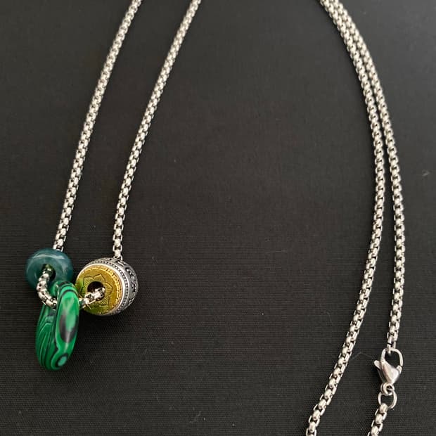 육자진언 원석 목걸이