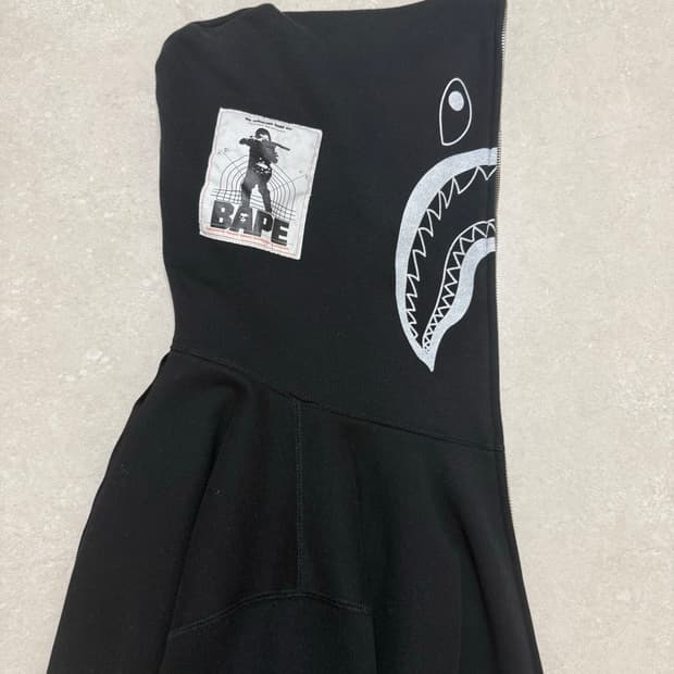 베이프 밀리터리 샤크후드집업