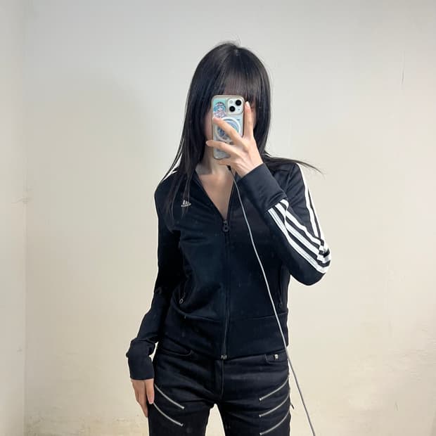 Adidas black jersey