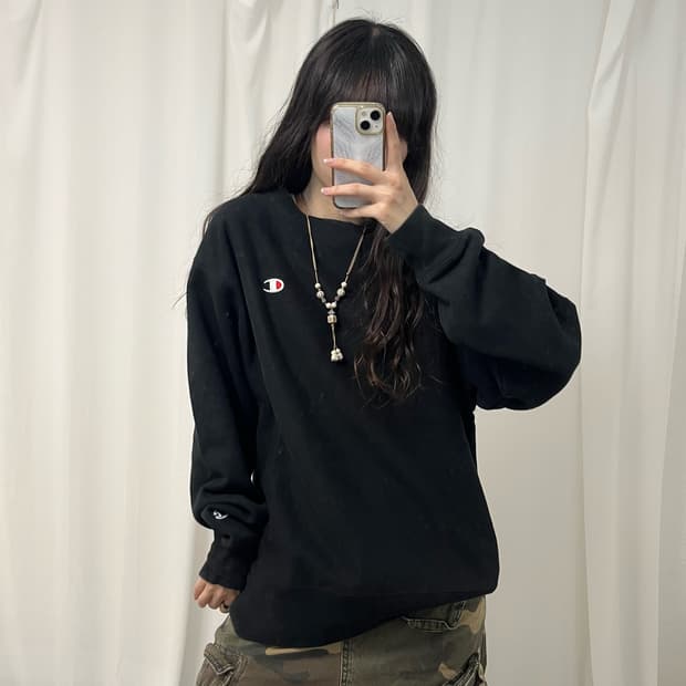 Champion black reverse weave sweatshirt