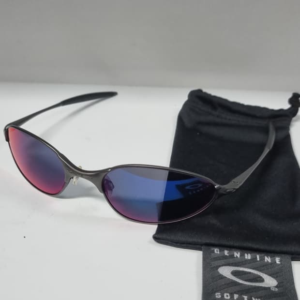 오클리 C와이어 1.0 퓨터 미사용