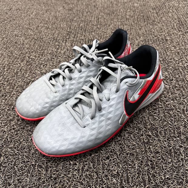 NIKE 나이키 티엠포 축구화 풋살화 250