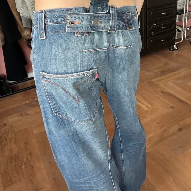 리바이스 엔지니어드 진 신치백