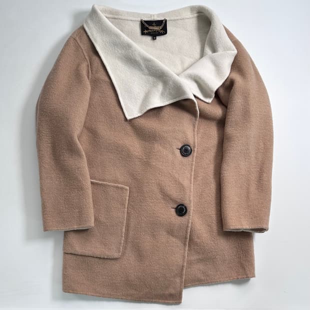 비비안 웨스트우드 울 베이지 코트