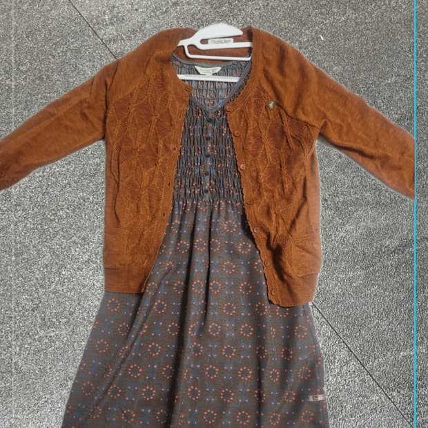 써스데이아일랜드 세트 원피스