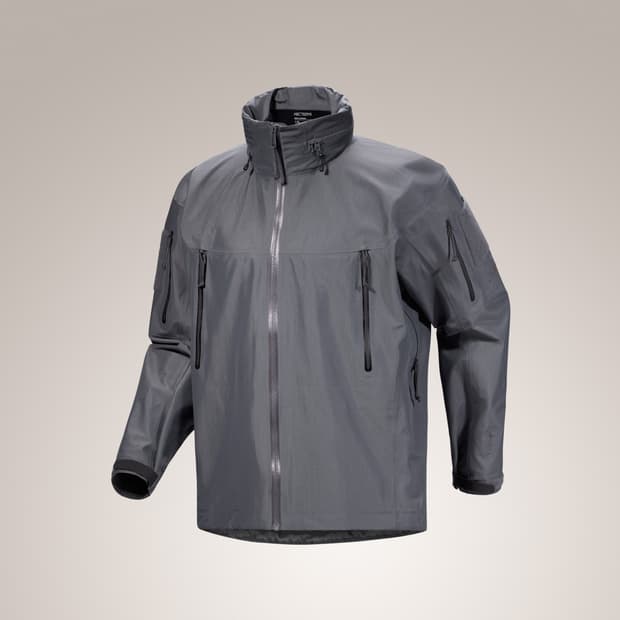 Arcteryx leaf alpha gen2