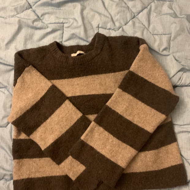 로고스데이즈 스트라이프 니트