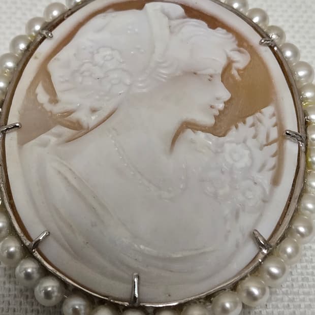 Vintage Sterling Silver Locket Pendant
S