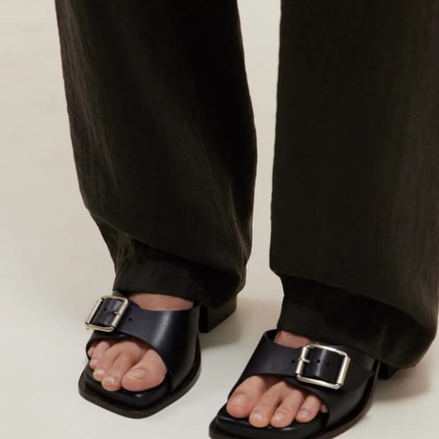 Lemaire 르메르 스퀘어힐 블랙