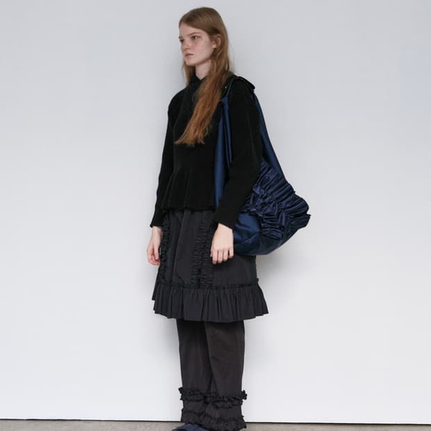 생긴스튜디오 banding ruffle nylon skirt -black