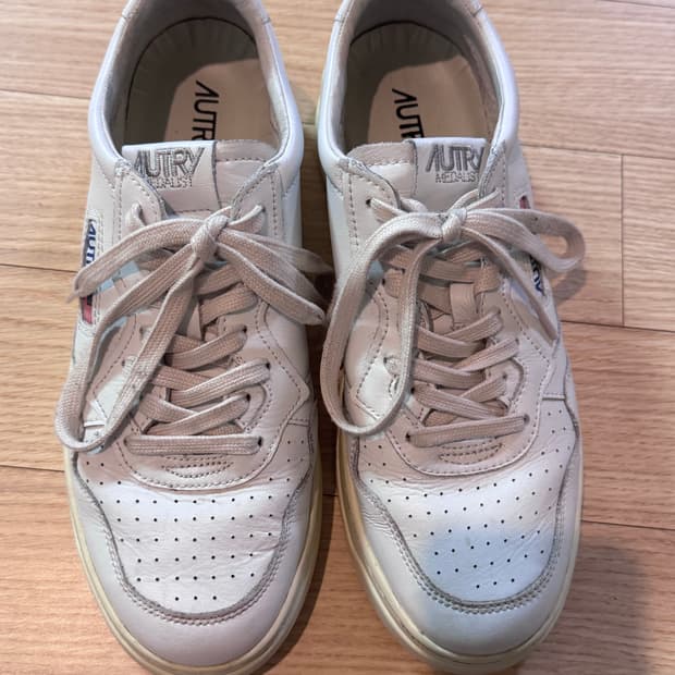 오트리 메달리스트 로우 레더 화이트 43