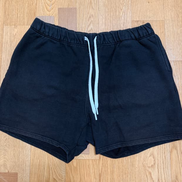 Extraordinary 반바지